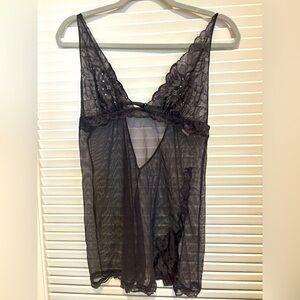 Victoria’s Secret Vintage Y2K Black Sheer Mesh Lace Lingerie Chemise Slip Size M